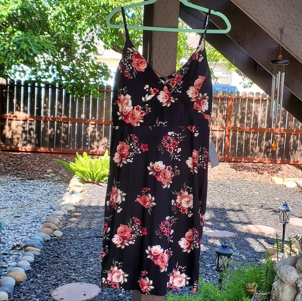 NWT - J for Justify | Bodycon Black Floral Dress Size XL
